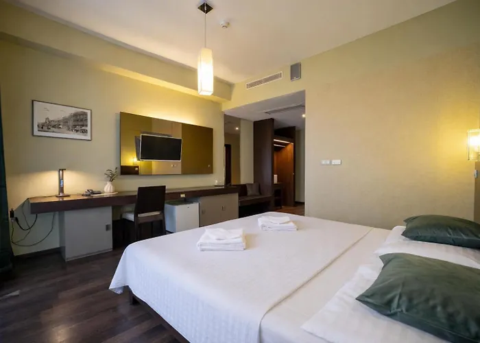 Отель Ar Golden House Ii Кошице